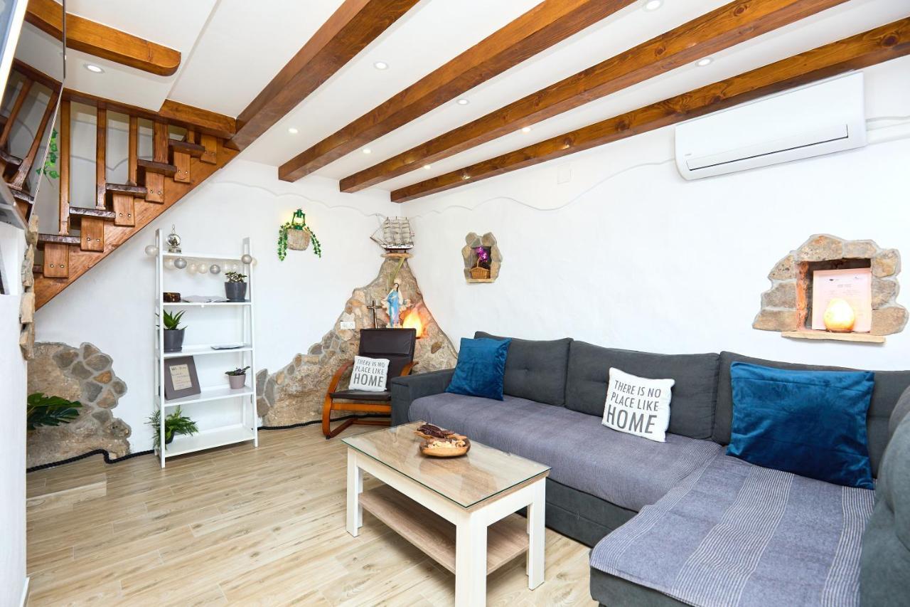 Stone House Biskup Lägenhet Babino Polje Exteriör bild